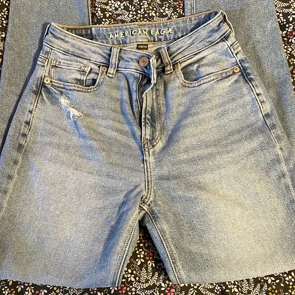 Women’s American Eagle Jeans